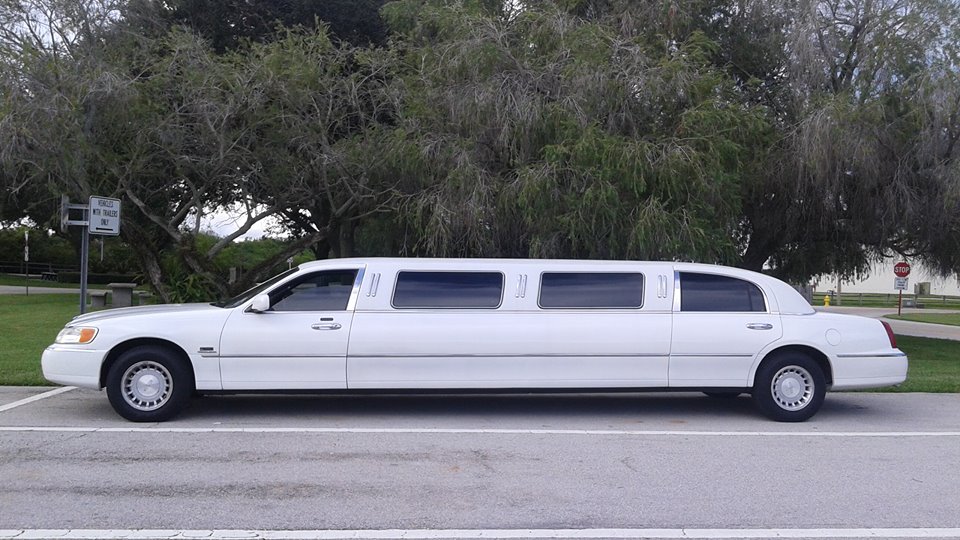 Featured image for “Pirate Limousine”