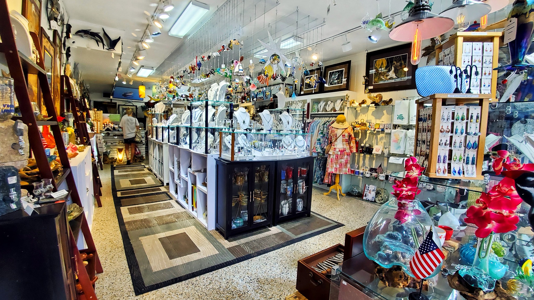 Featured image for “Allure Gallery Vero Beach”