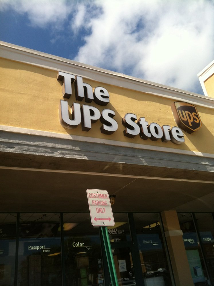 The UPS Store 3214