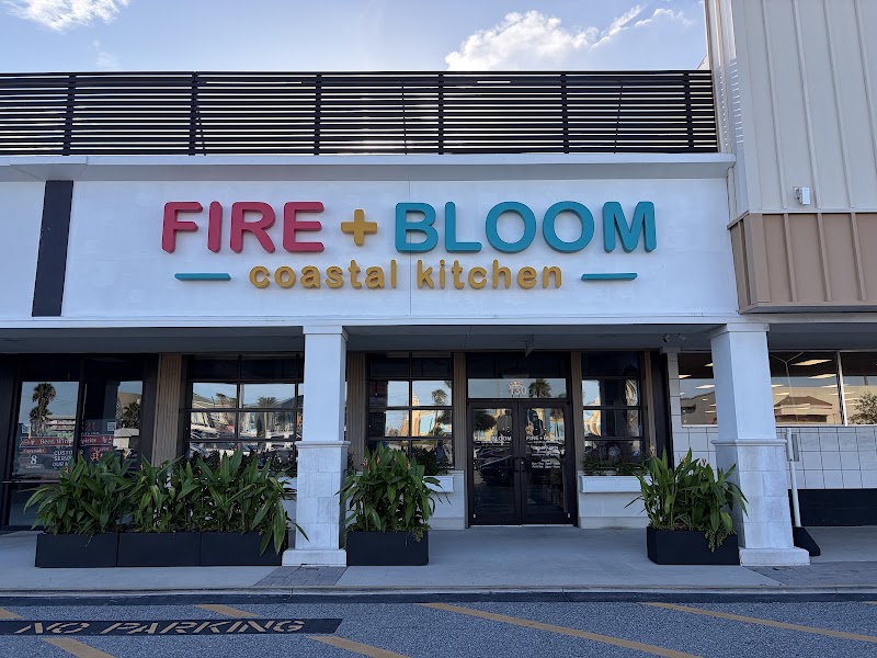 Fire + Bloom Coastal Kitchen Fire + Bloom Coastal Kitchen