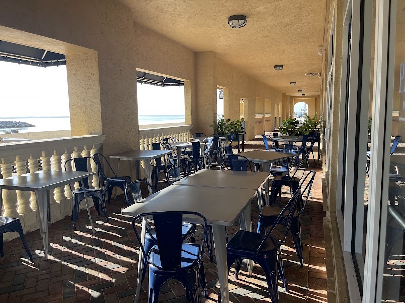 Paradise Waterfront Cafe Paradise Waterfront Cafe