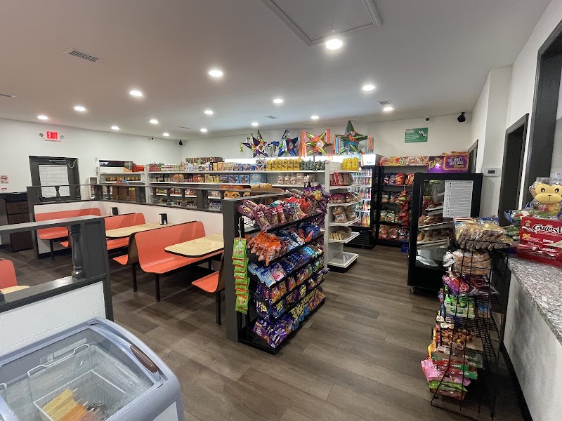 LA PLACITA TAQUERIA