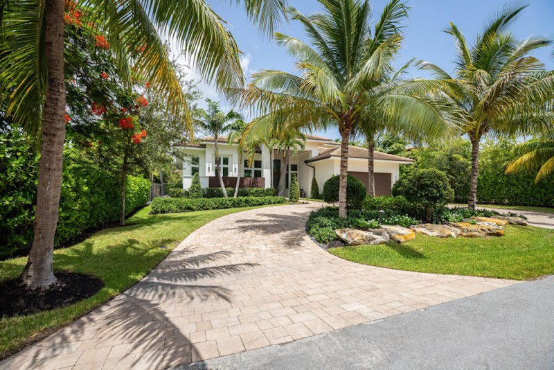 Oasis Landscapes of Florida Oasis Landscapes of Florida