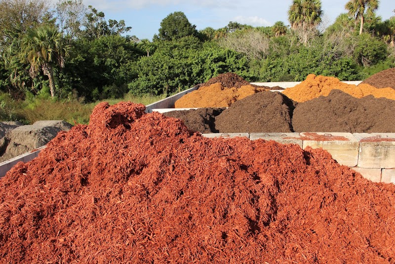 Tropical Mulch and Stone Tropical Mulch and Stone