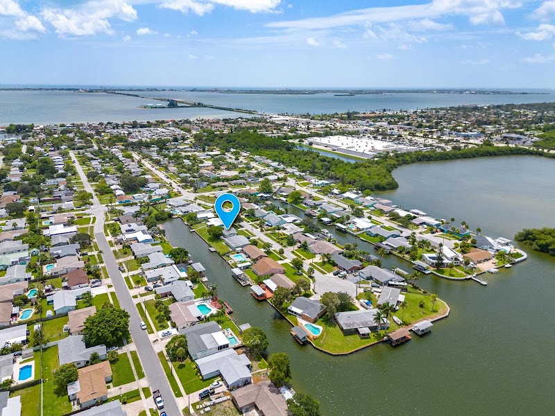 Christine George, Realtor