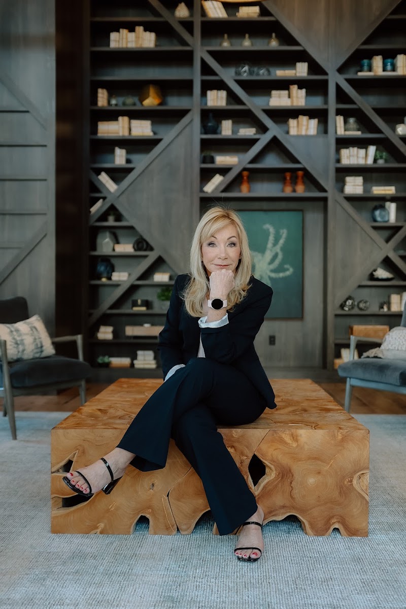 Jackie Griffin | Cocoa Beach Condo Specialist Jackie Griffin | Cocoa Beach Condo Specialist