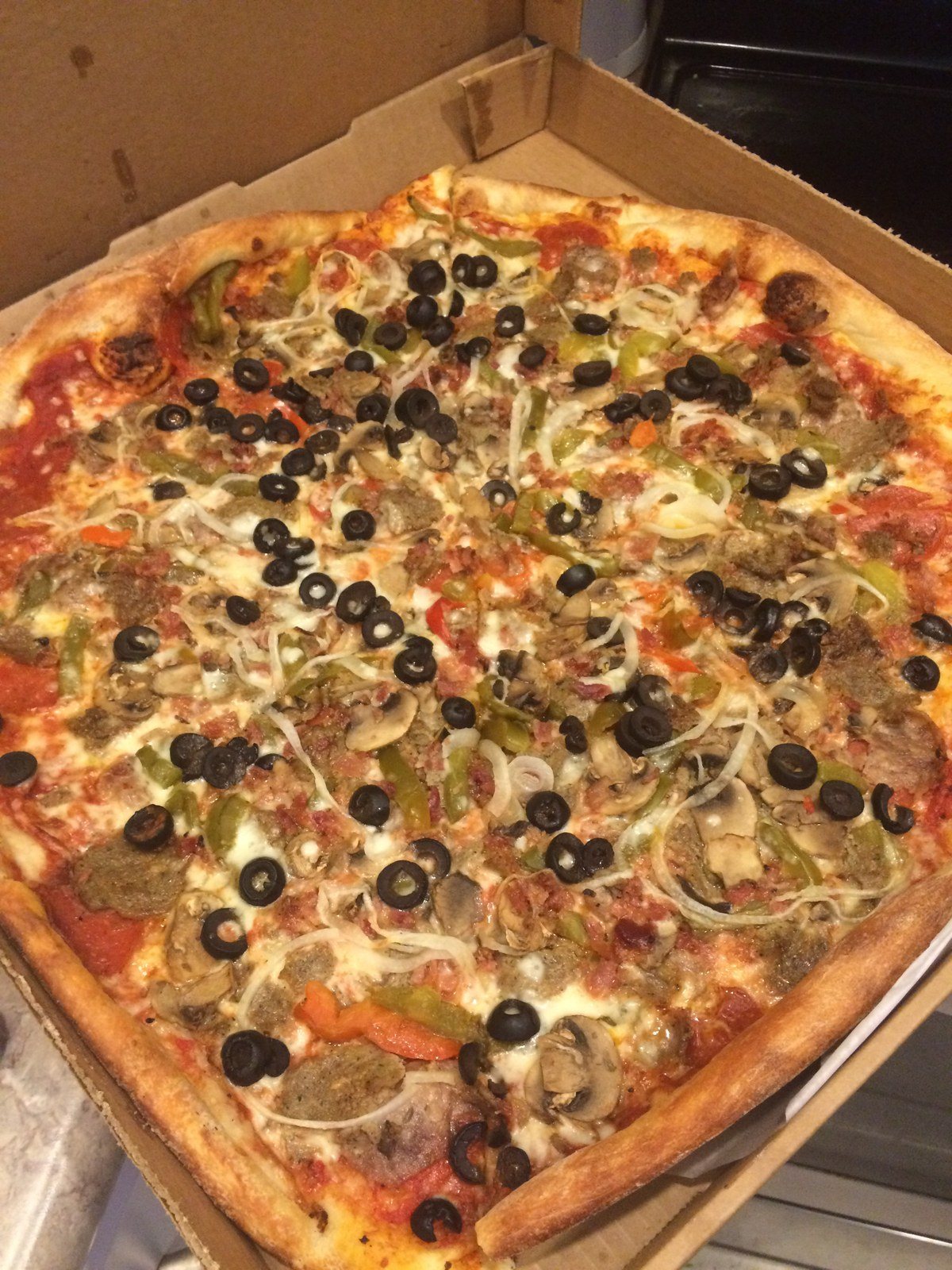 Pizza Supreme @ Big Apple