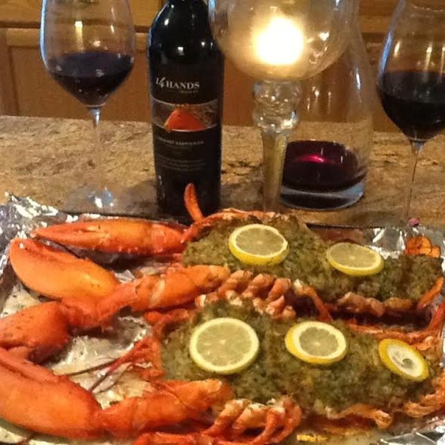 Stuffed Lobsters With Fresh Crabmeat And Italian Seasonings