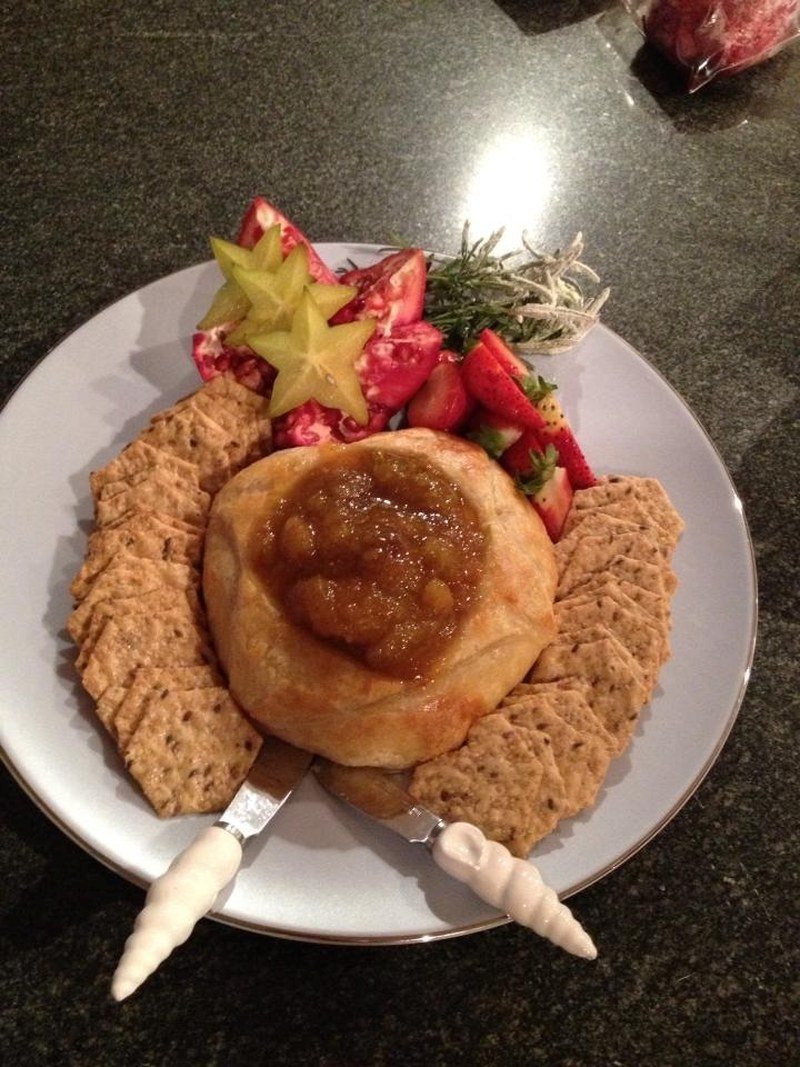 Baked Brie With Fig Preserve