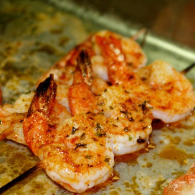 Jumbo Garlic Shrimp Skewer!
