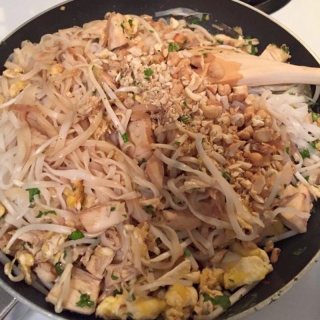 Chicken Pad Thai