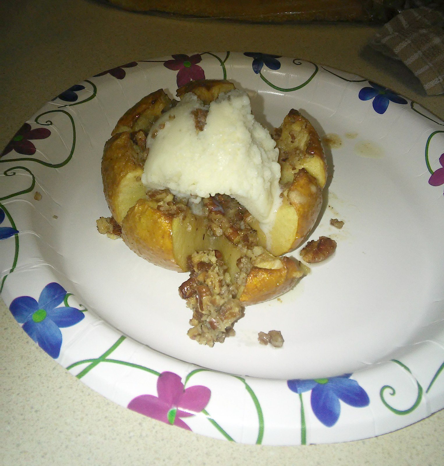 Hot Bloomin Apple With Pecan Ice Cream