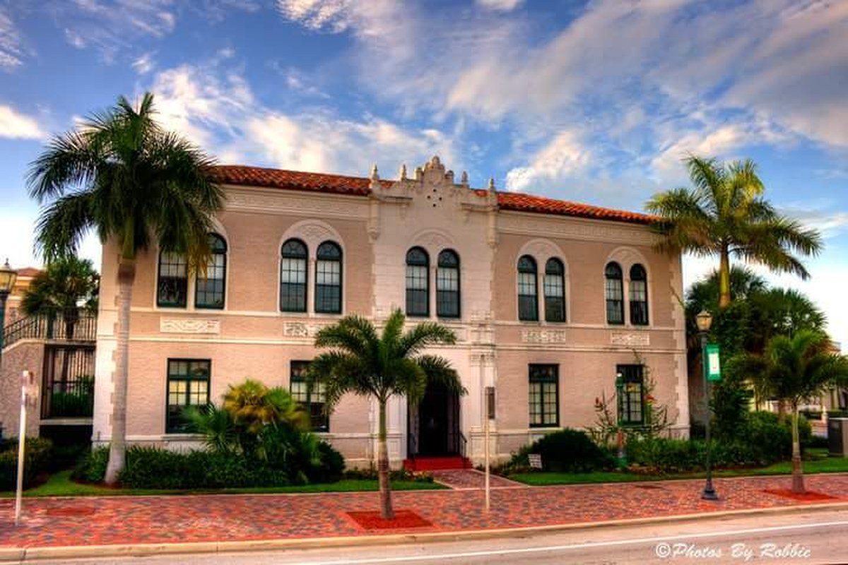 Old Fort Pierce City Hall