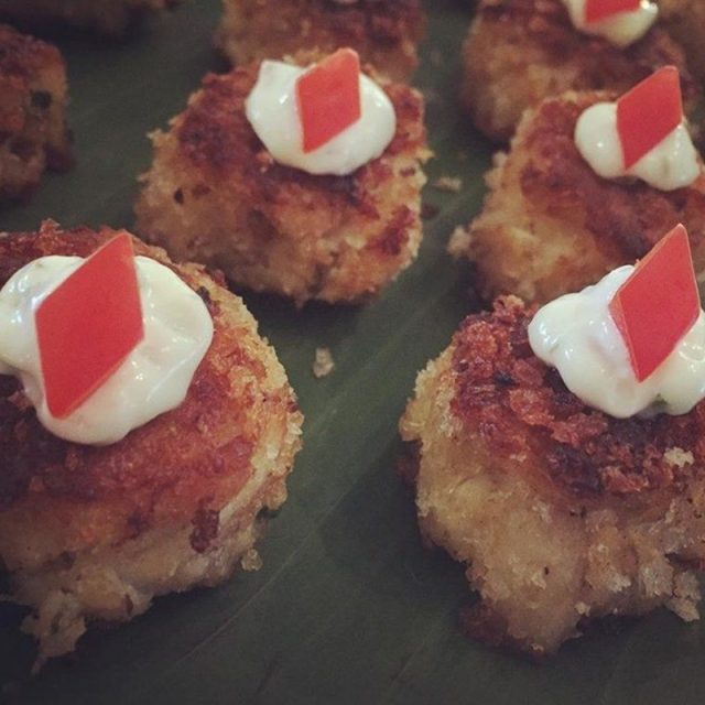 Crab Cakes With Remoulade