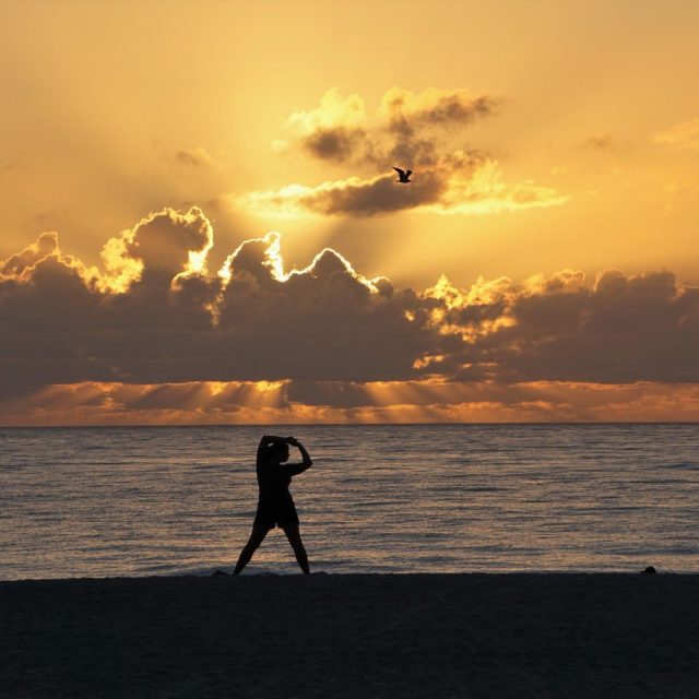 Sun Pose