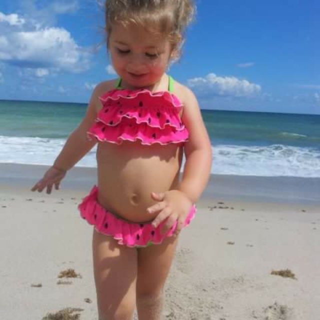 Beach Babe Khloe