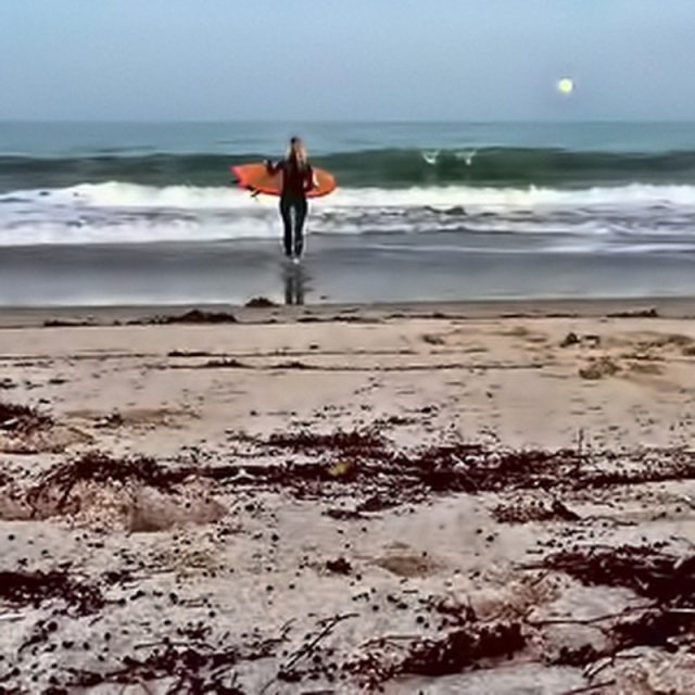 Moon Surf