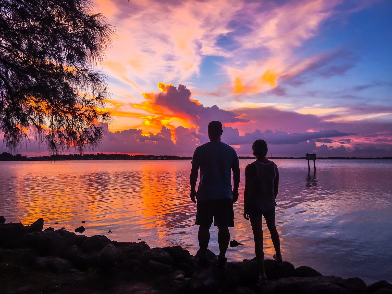 Couples Retreat! Sunset Vero