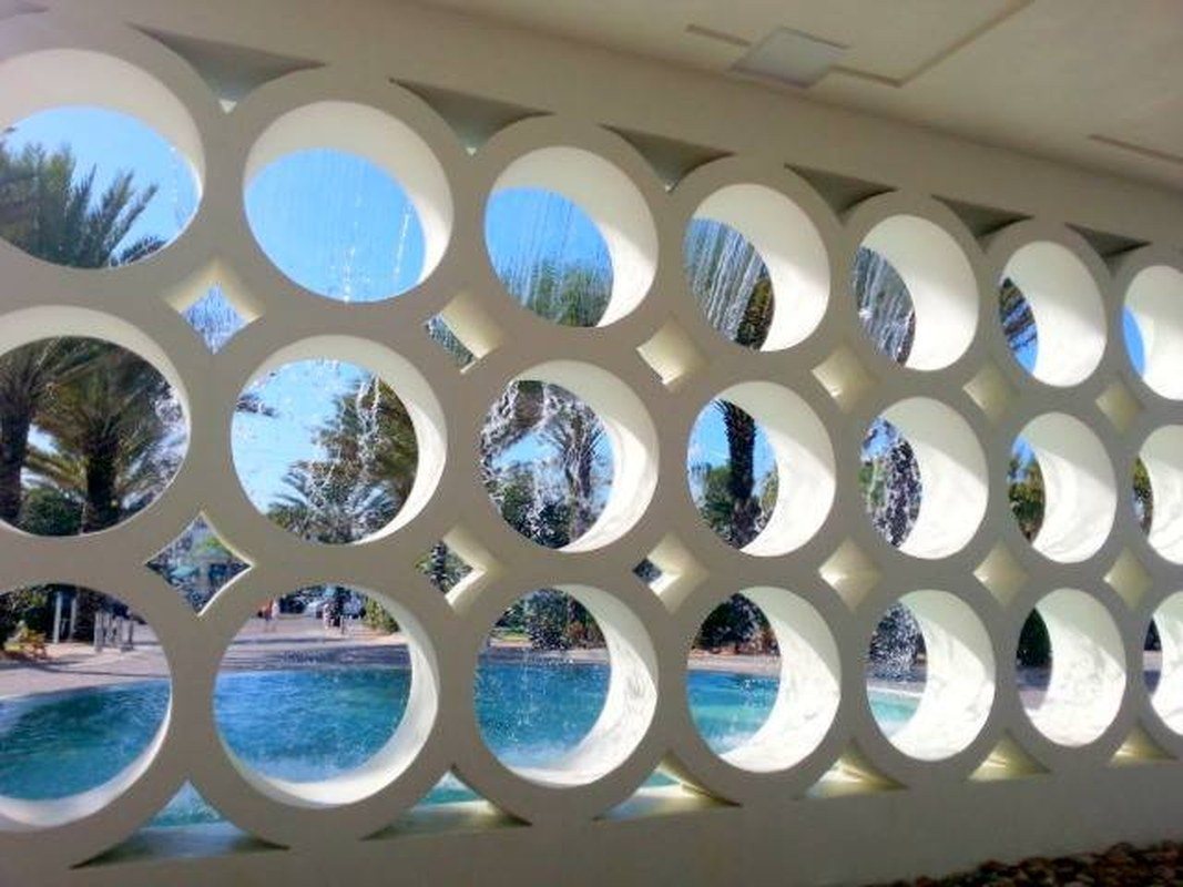 Costa D'este Circles
