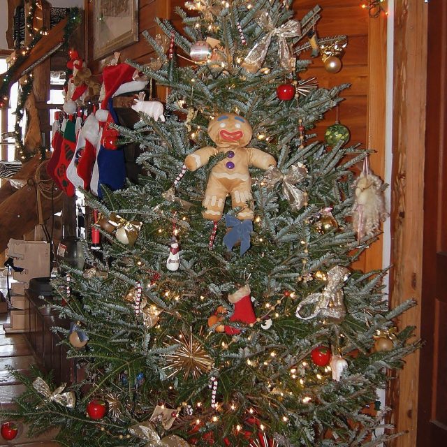 Gingerbread Man Tree