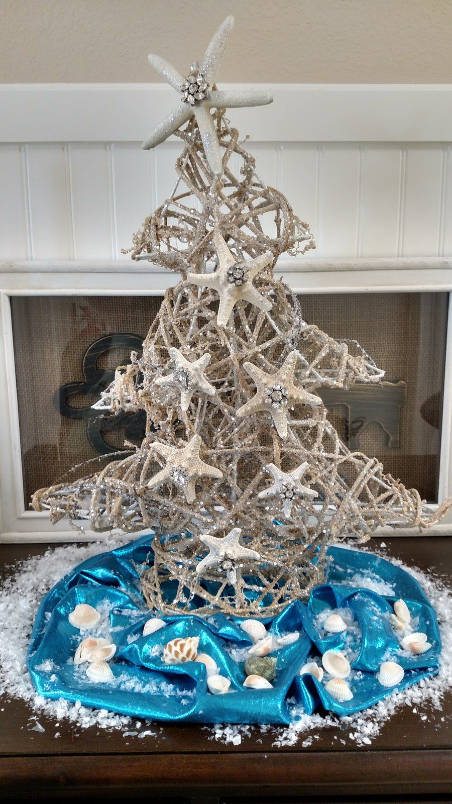 RE/MAX Crown Christmas Cheer
