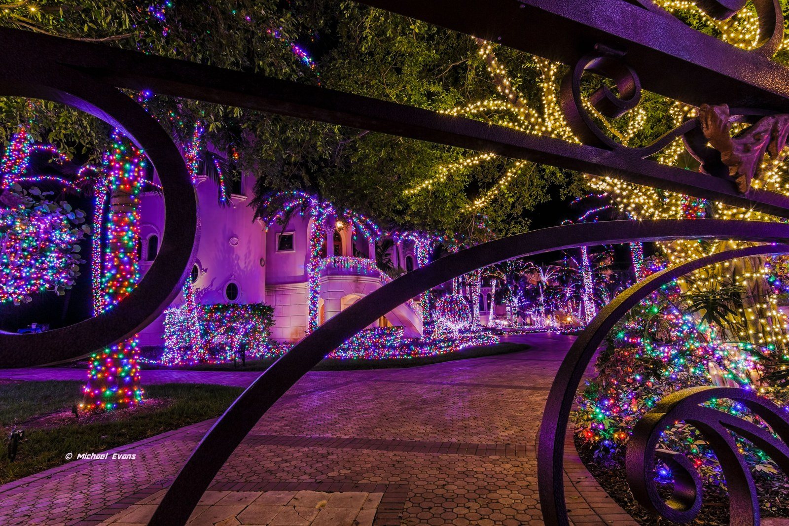 Gates Of Christmas In Florida