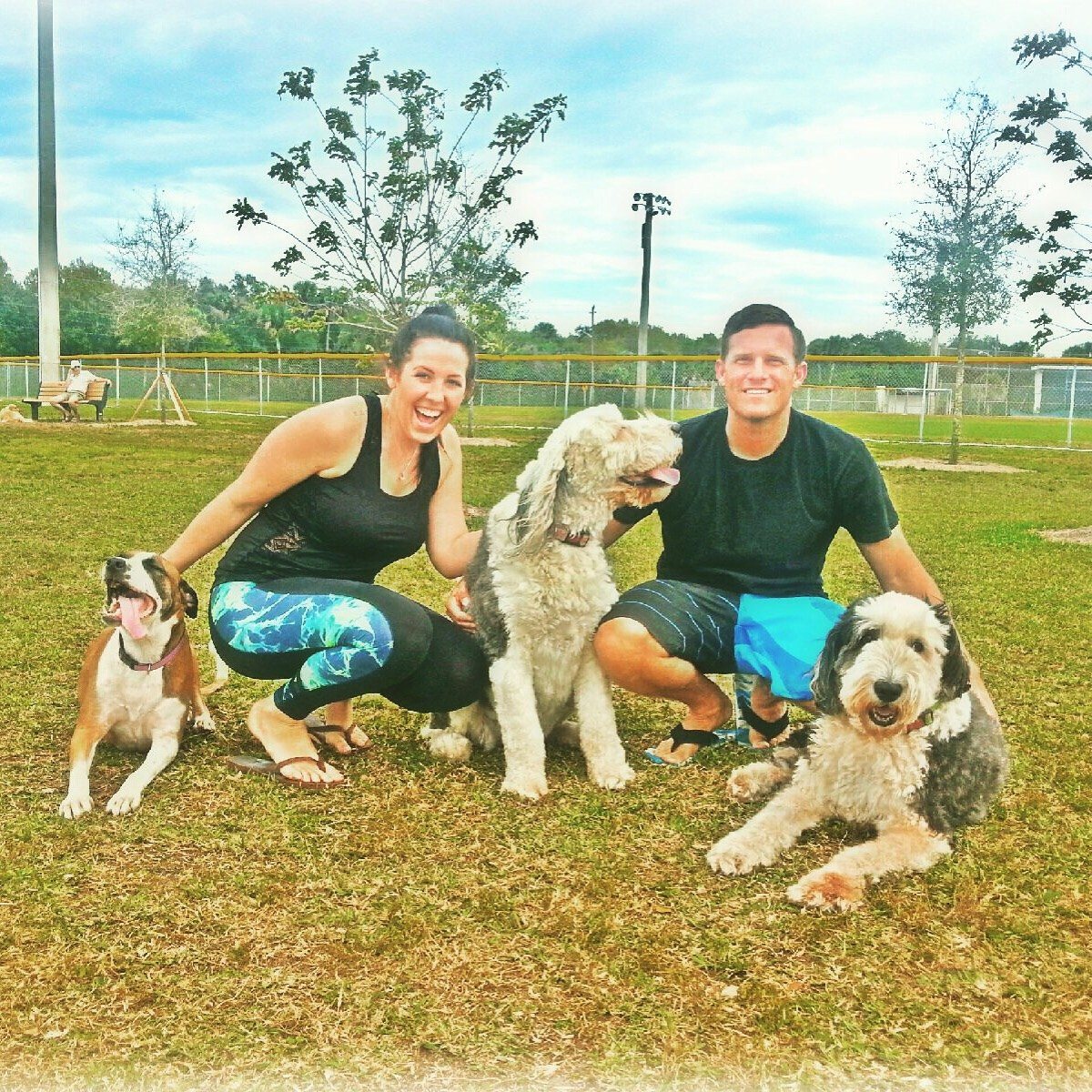 Our Family Left To Right, Kamea Doggy, Jillian , Cali Doggy, Jonny And Marley Do