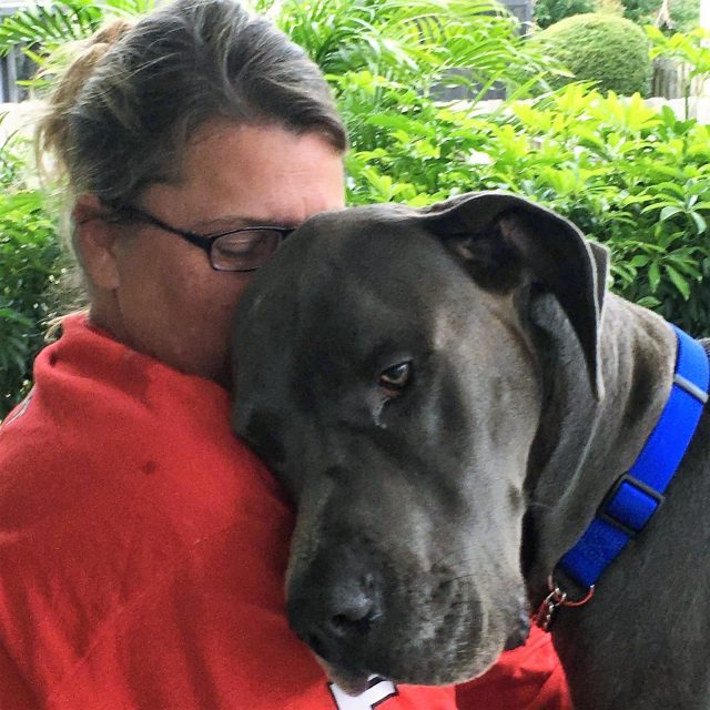 Kona Says "I Love My Mama"