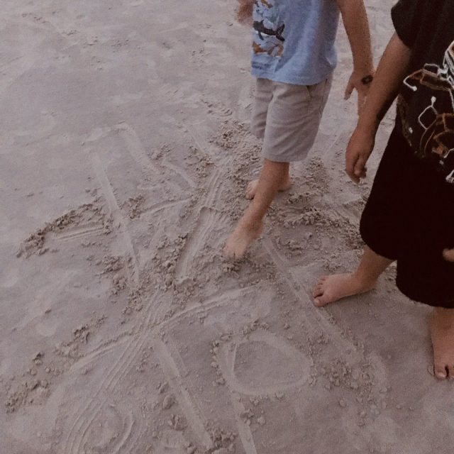 Tic Tac Toes