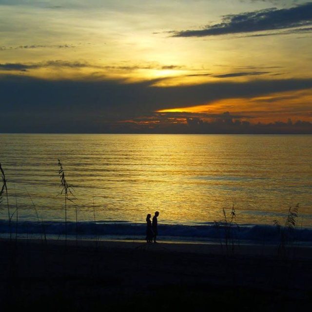 Sunrise Lovers