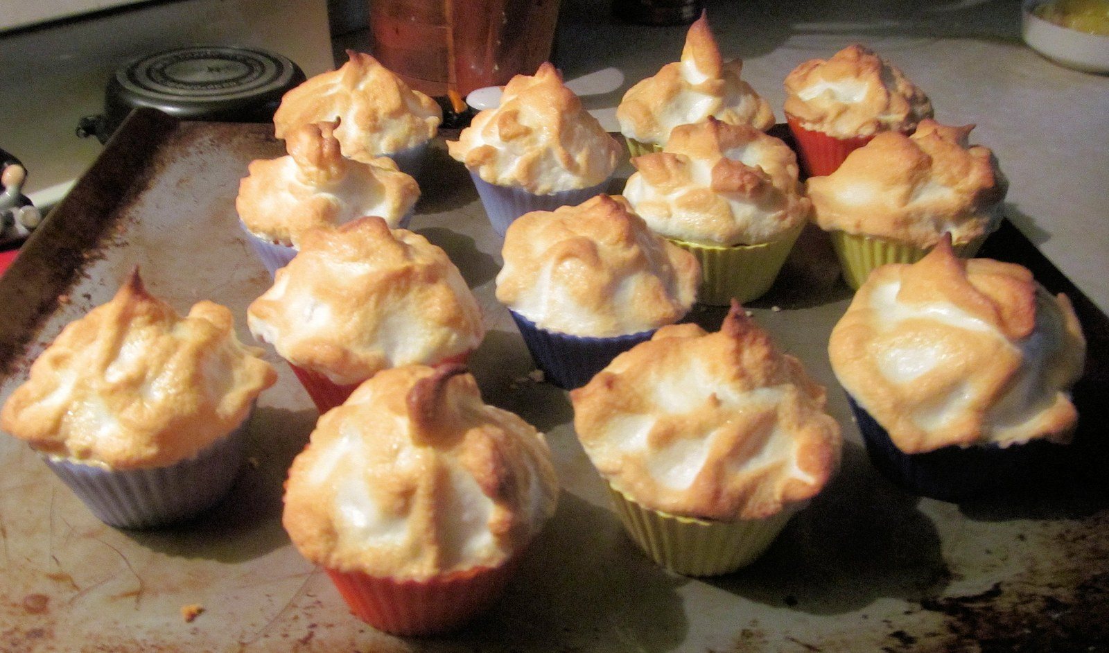 Lemon Meringue Cupcakes, Filled With Lemon Curd