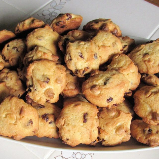 My White Choc & Cran-Orange Biscotti Bites
