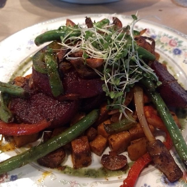 Blackened Beet Steak Salad