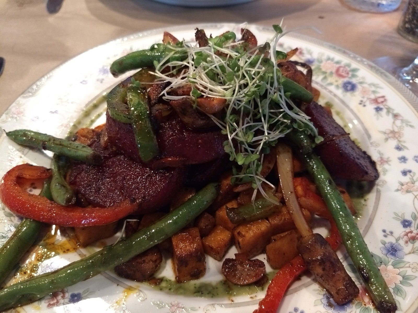 Blackened Beet Steak Salad