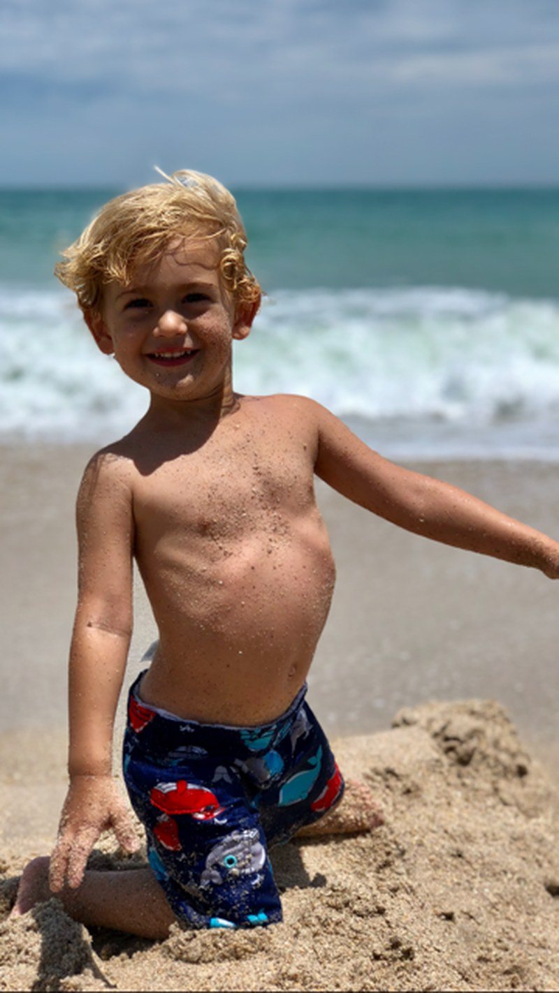 Sandy Grin