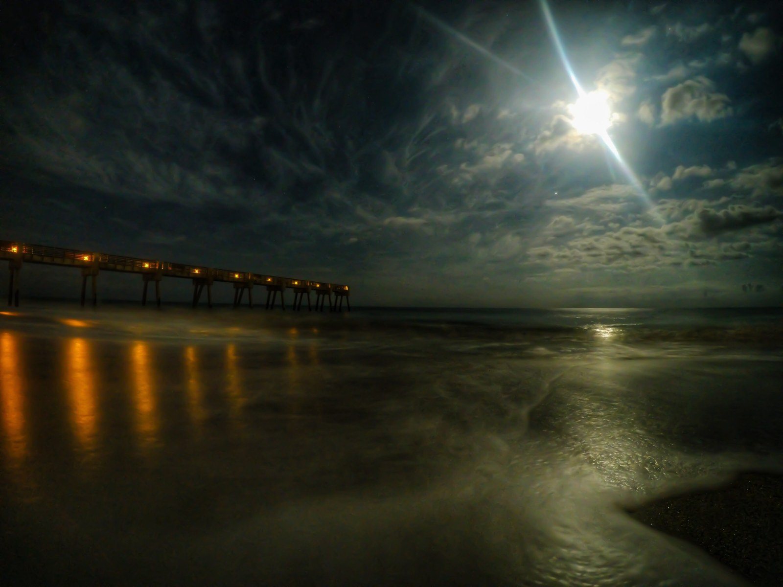 Vero At Night