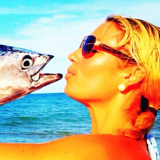 Kissing Fish